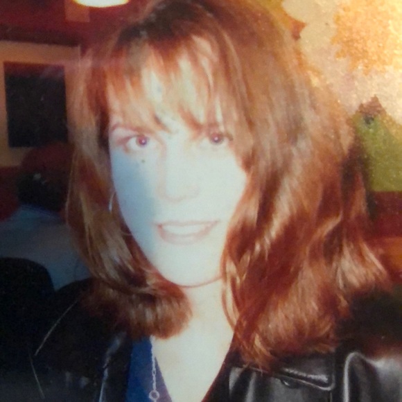 Meet your Posher, Michelle - Picture 1 of 1